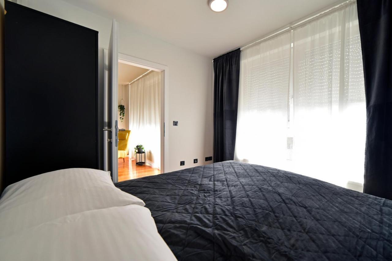 Lavir Apartment With Parking Zagreb Exterior photo